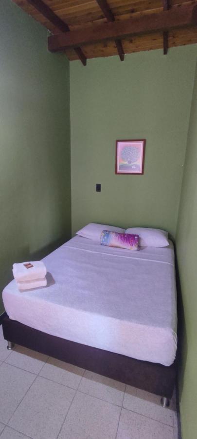 La Casona Hostel Guatape Luaran gambar